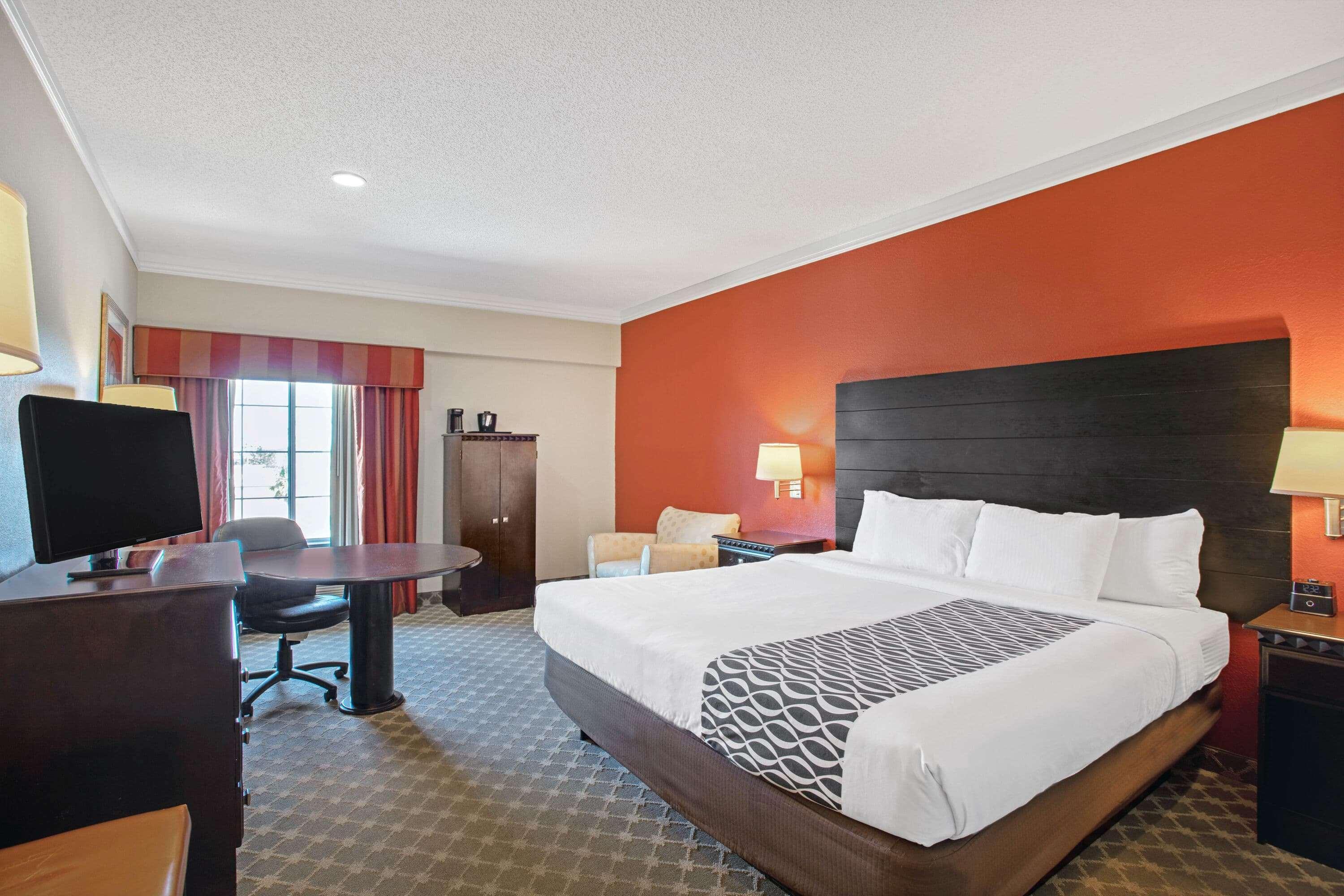 La Quinta By Wyndham Pcb Coastal Palms Hotel Upper Grand Lagoon Bagian luar foto